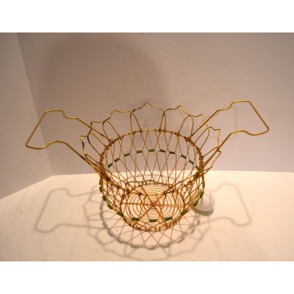 Vintage Chicken Wire Egg Basket Rustic Primitive Farmhouse Country - Picture 4 of 4